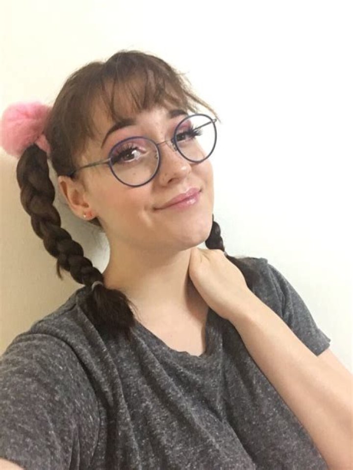 
Alva Claire Height, Weight, Net Worth, Age, Birthday, Wikipedia, Who, Nationality, Biography 