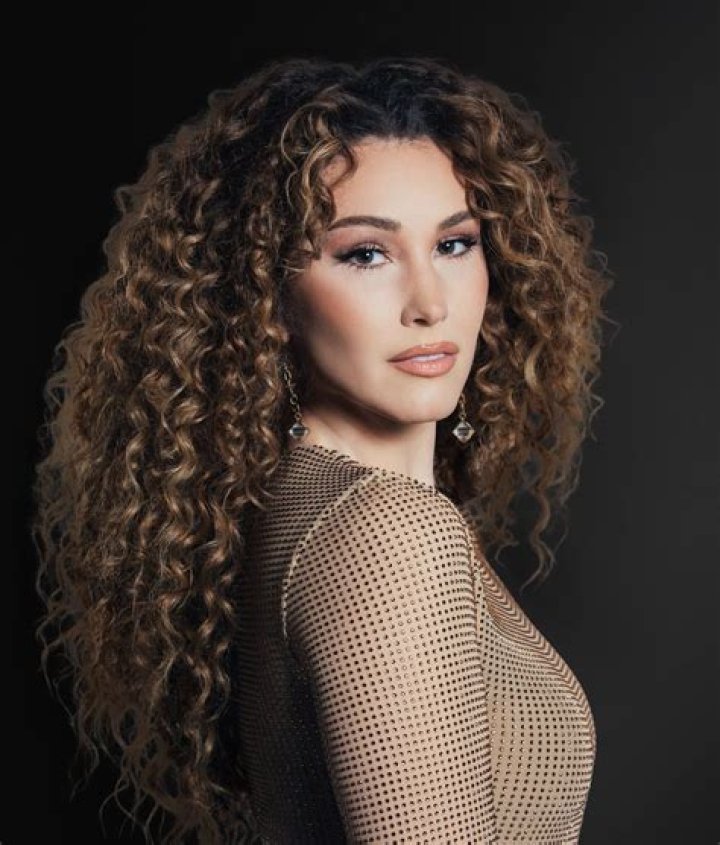 Anne Allred Height, Weight, Net Worth, Age, Birthday, Wikipedia, Who, Instagram, Biography