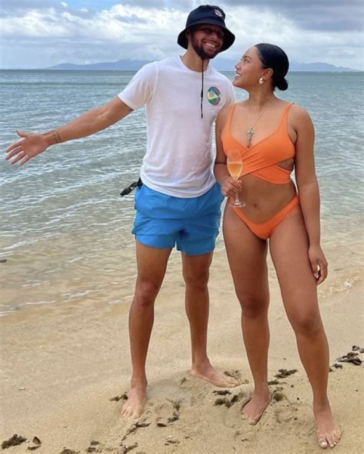 Ayesha Curry, Stephen Curry's Wife, Shares Swimsuit Photo From Jamaica