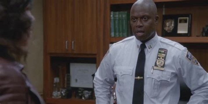 Brooklyn Nine-Nine Review: “The Road Trip” (Season 2, Episode 9)