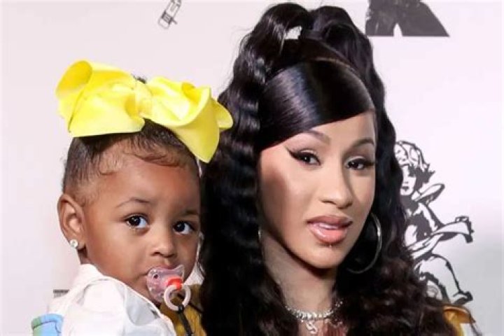 Cardi B’s Daughter Hilariously Ignores Her Mom Despite Telling Her To ‘Stop’ Playing With Flower Petals In This Adorable Vid!