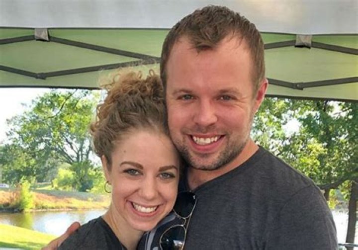 Counting On – John David Duggar & Abbie Grace Burnett Share First At-Home Pic Of Newborn Daughter