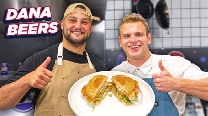  Dana Bahrawy aka Dana Beers