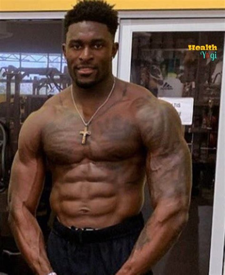 DK Metcalf Height, Weight, Net Worth, Age, Birthday, Wikipedia, Who, Nationality, Biography