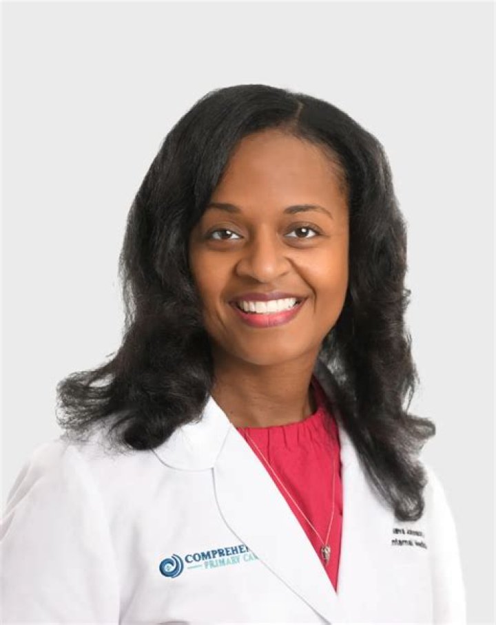 Dr. Asia Zaheen, MD – Lawrence, MA