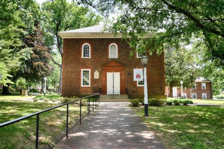 Dr. Edward Bierma, MD – Falls Church, VA