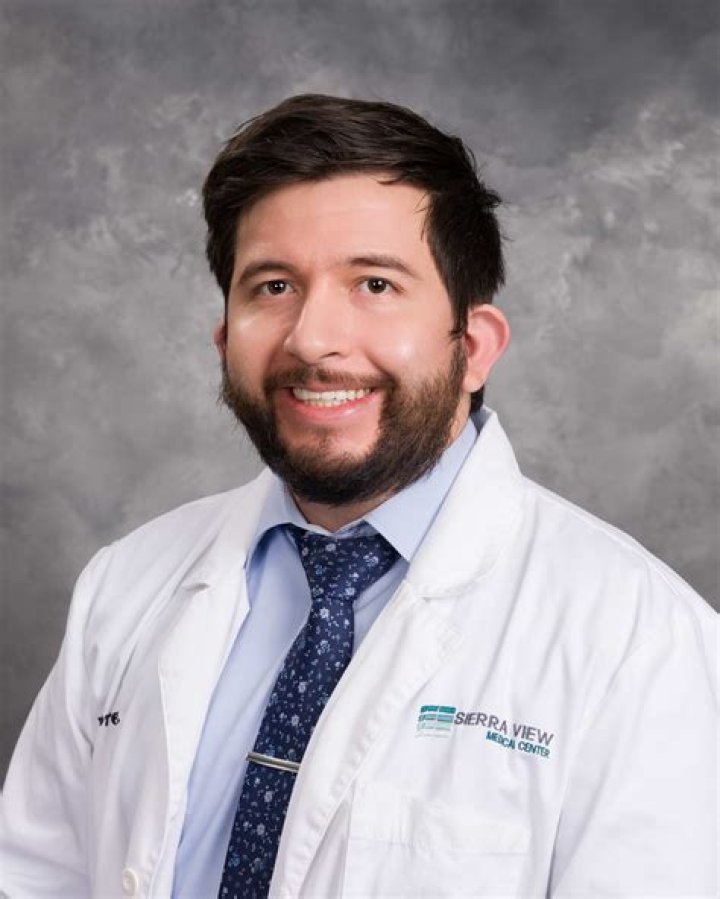 Dr. Robert Pelaez, MD – Brandon, FL