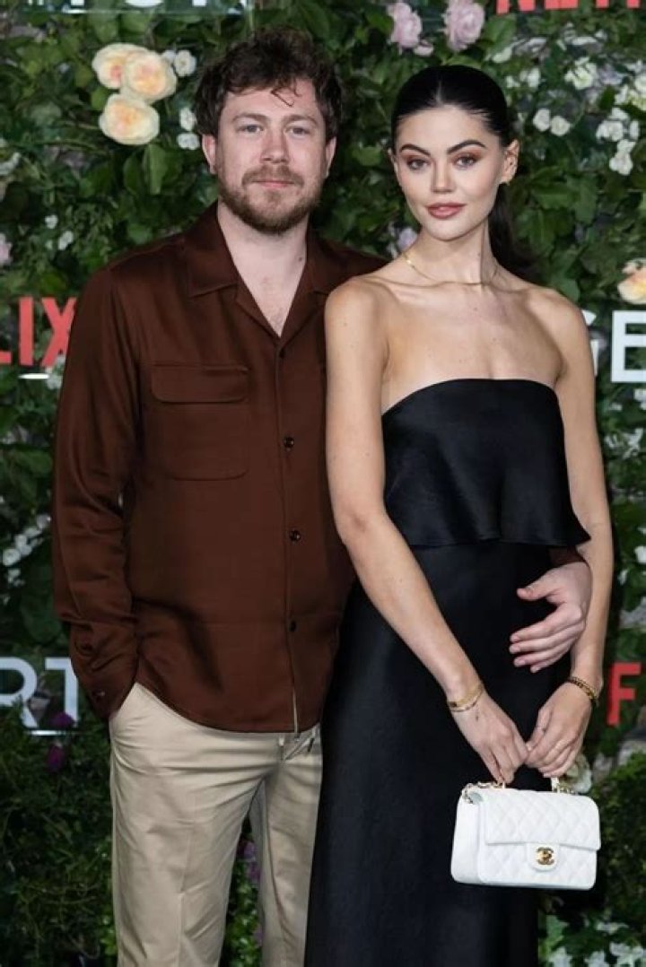 
Emily Canham Boyfriend James Bourne Is A Musician 