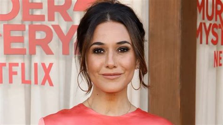 Emmanuelle Chriqui in Bathing Suit Says "Earth Day is Every Day" — Celebwell