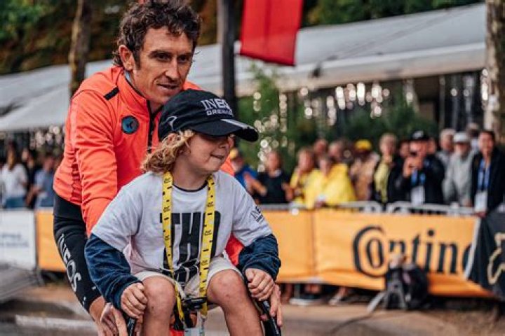 Geraint Thomas Age, height, ethnicity, wife, family, world record, salary, net worth, Instagram, wiki
