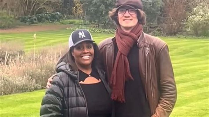 
Is Alison Hammond Gay? Age, Height, Net Worth 