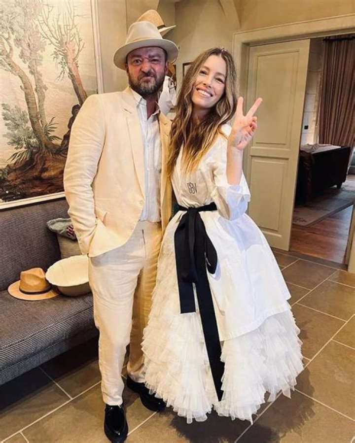 
Justin Timberlake Says ’10 Years Ain’t Enough’ on Wedding Anniversary with Jessica Biel 
