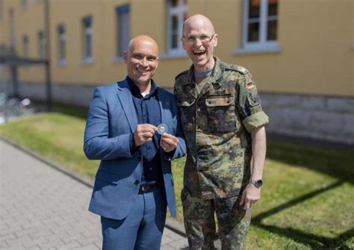 Kami Bratzel, PA – Albuquerque, NM