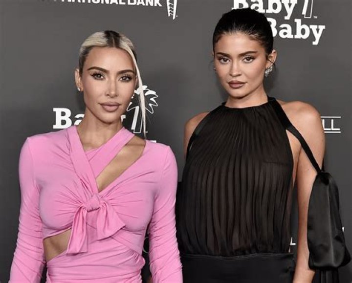 Kim Kardashian and Kylie Jenner in Bathing Suits Say "You My Twin"  — Celebwell