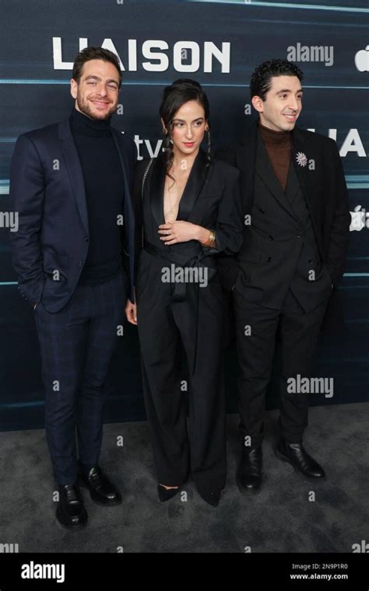 
Liaison: Does Lyna Dubarry Have A Boyfriend? Family And Net Worth 