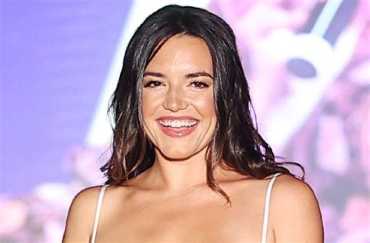 Mady Dewey in Bathing Suit "Made Her SI Swimsuit Mark" — Celebwell