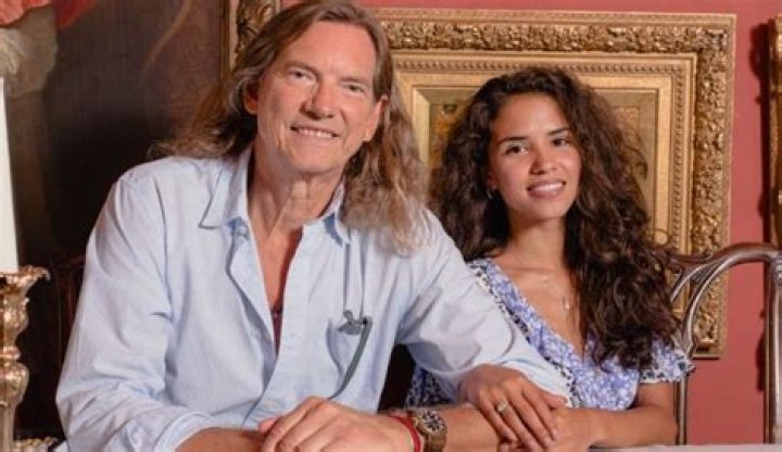 Monique Bredow Height, Weight, Net Worth, Age, Birthday, Wikipedia, Who, Nationality, Biography