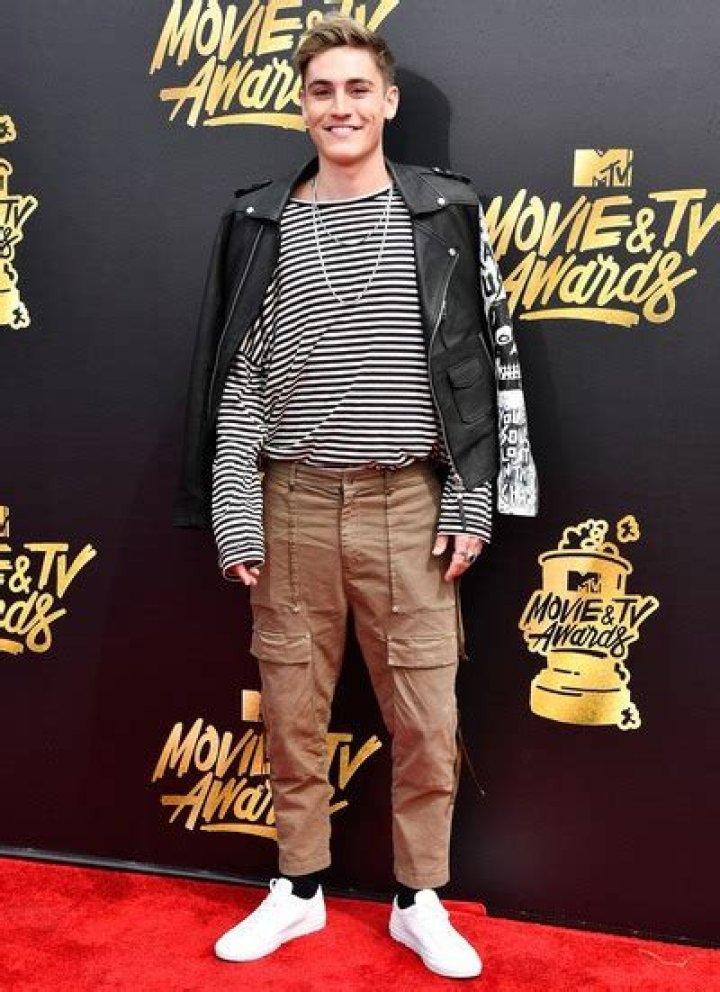 Sammy Wilk Body Measurements Height Weight Age Shoe Size Facts Bio