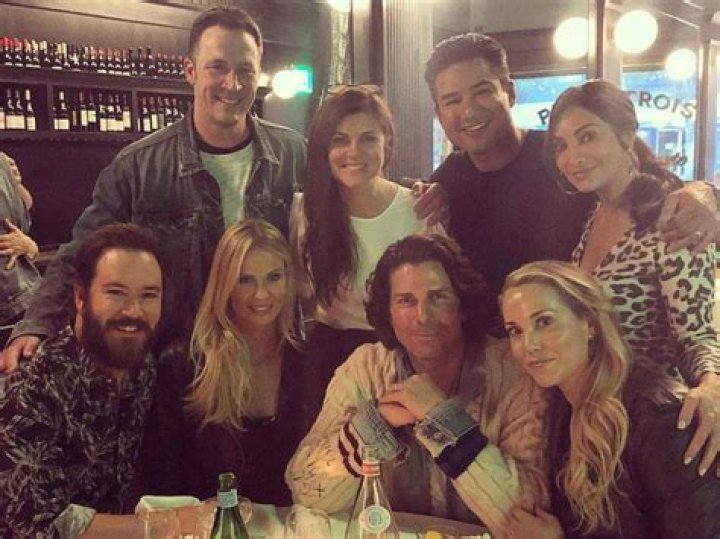 ‘Saved by the Bell’ Cast Has Mini Reunion Leaving Fans Longing For The Days Of Bayside High