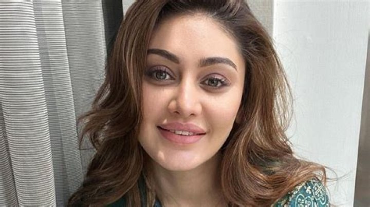 Shefali Jariwala in Bathing Suit Shares "Summer Mood" — Celebwell