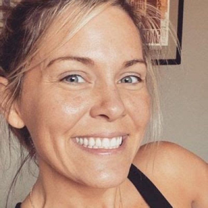 Sonya Akins Height, Weight, Net Worth, Age, Birthday, Wikipedia, Who, Instagram, Biography