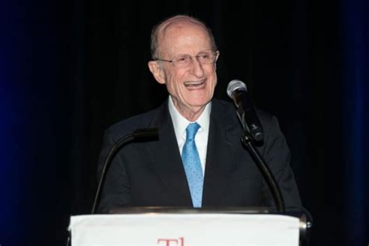 
South American Author, Eli N. Evans, Who wrote About Jews, 85, passed away 