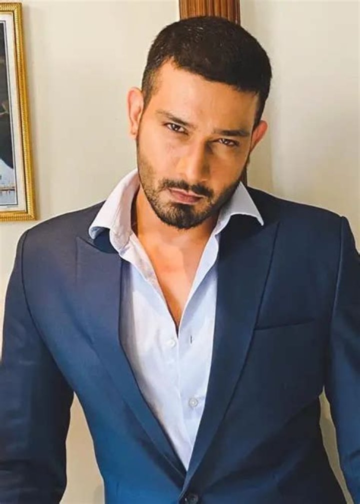 Vineet Kumar Chaudhary Height, Weight, Net Worth, Age, Birthday, Wikipedia, Who, Instagram, Biography