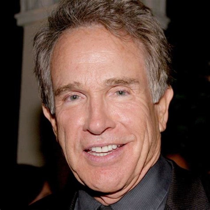 Warren Beatty Biography - Facts, Childhood, Family Life & Achievements