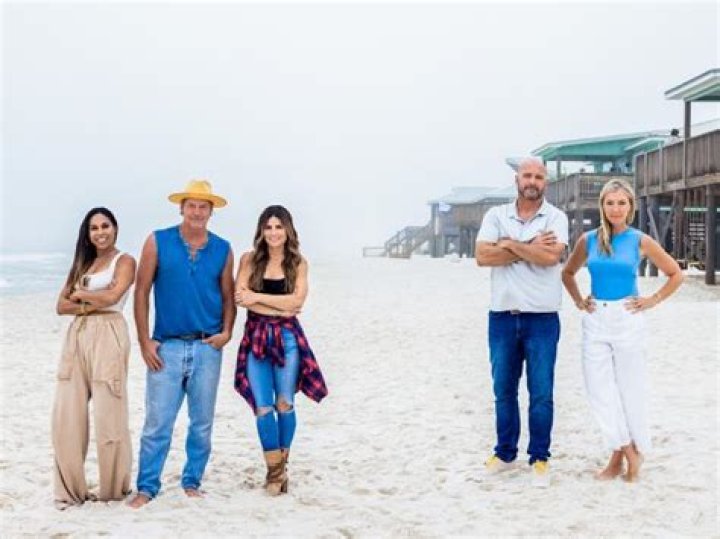 
What Happened To Ty Pennington? HGTV Battle on the Beach Expert Is Returning On The Show 