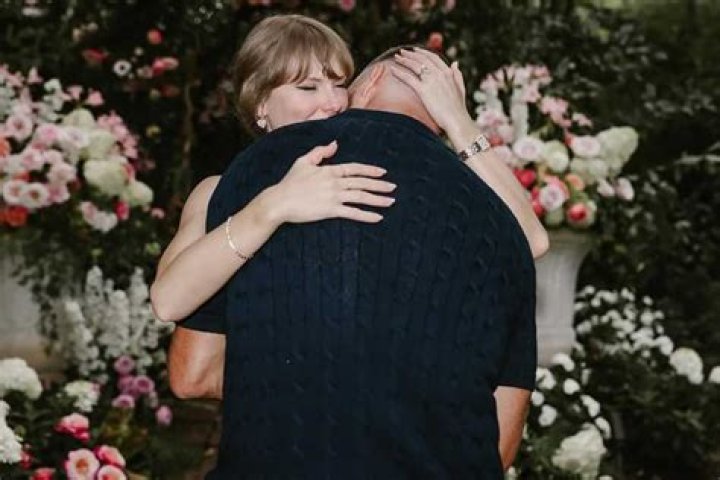 Who is Travis Lohr? | TG Time